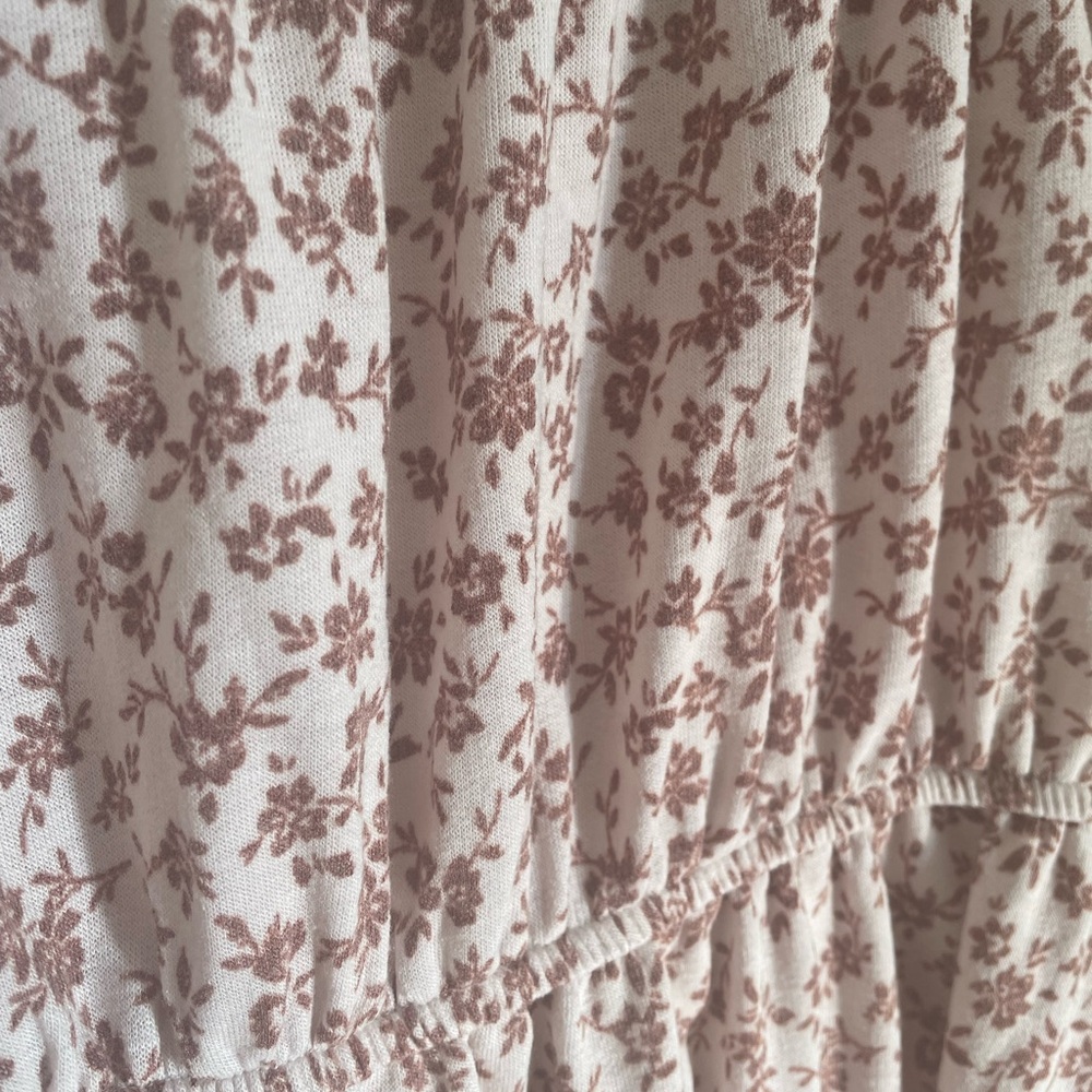 Pinkblush maternity dress in size medium - Picture 6 of 7